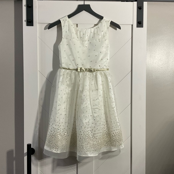 Like New Jona Michelle Girls sz 12 Ivory/gold holiday fancy party w/fur coat - Picture 4 of 7